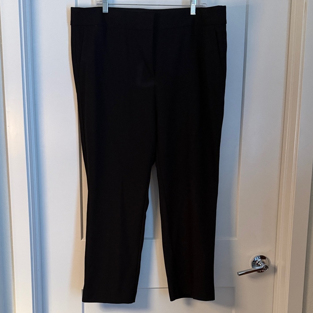 LOFT Black Cropped Women's Pants